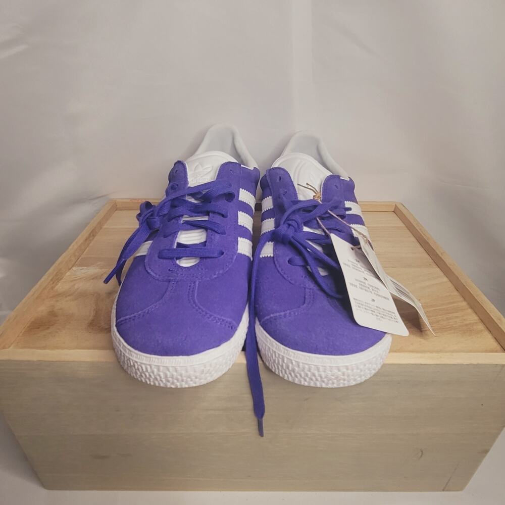 Adidas- Big Kids Purple Gazelle NWT- Size 6 - Picture 2 of 7
